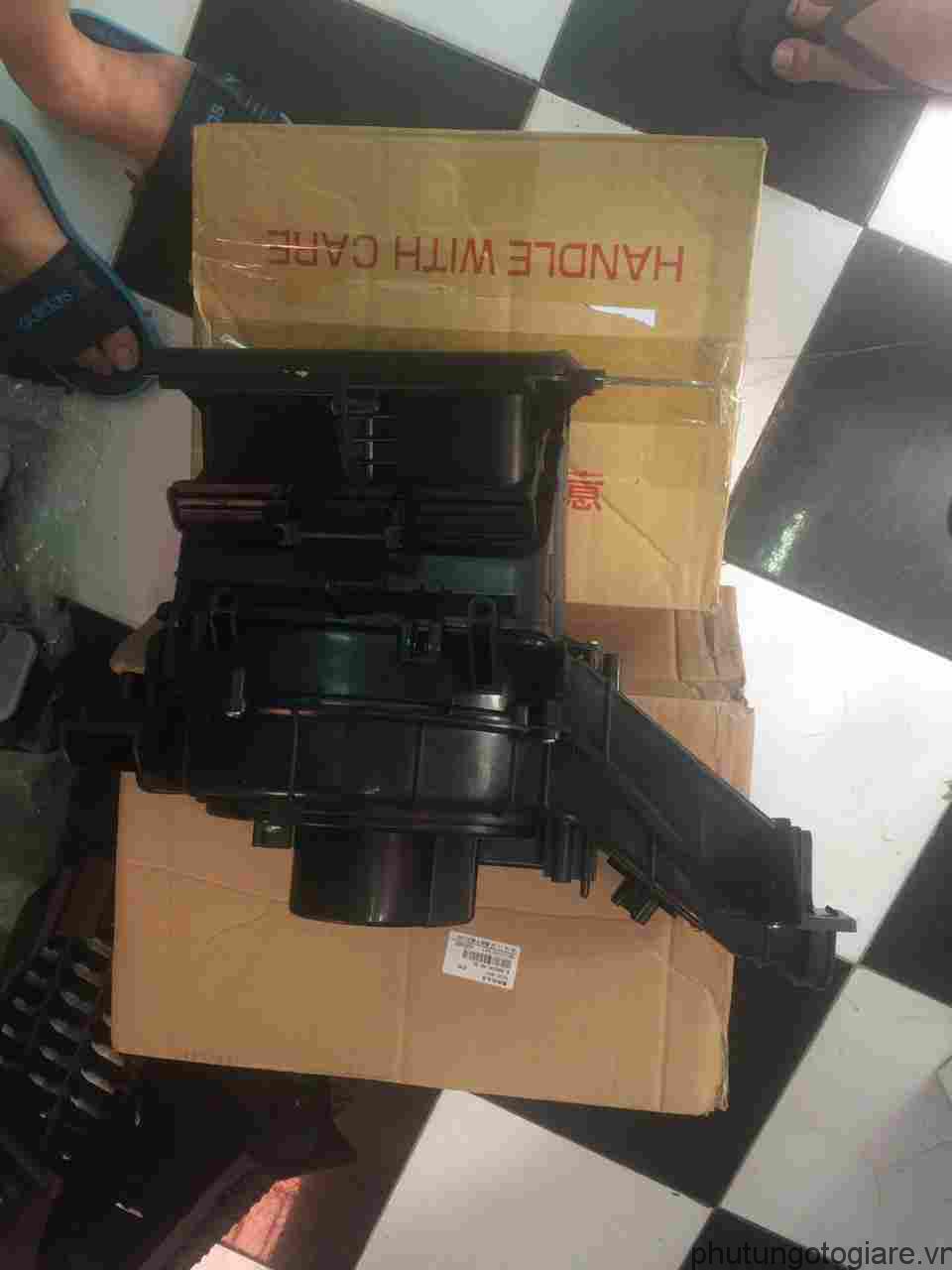 Há»p quạt gió Isuzu 5T