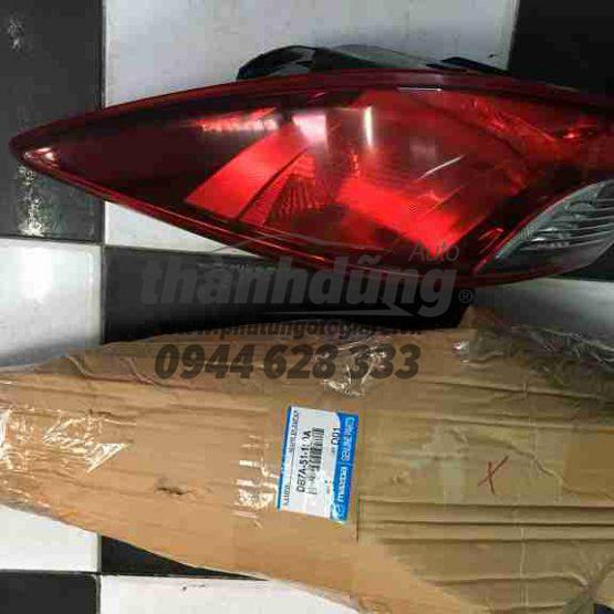 Äèn háºu phải Mazda 2 2016