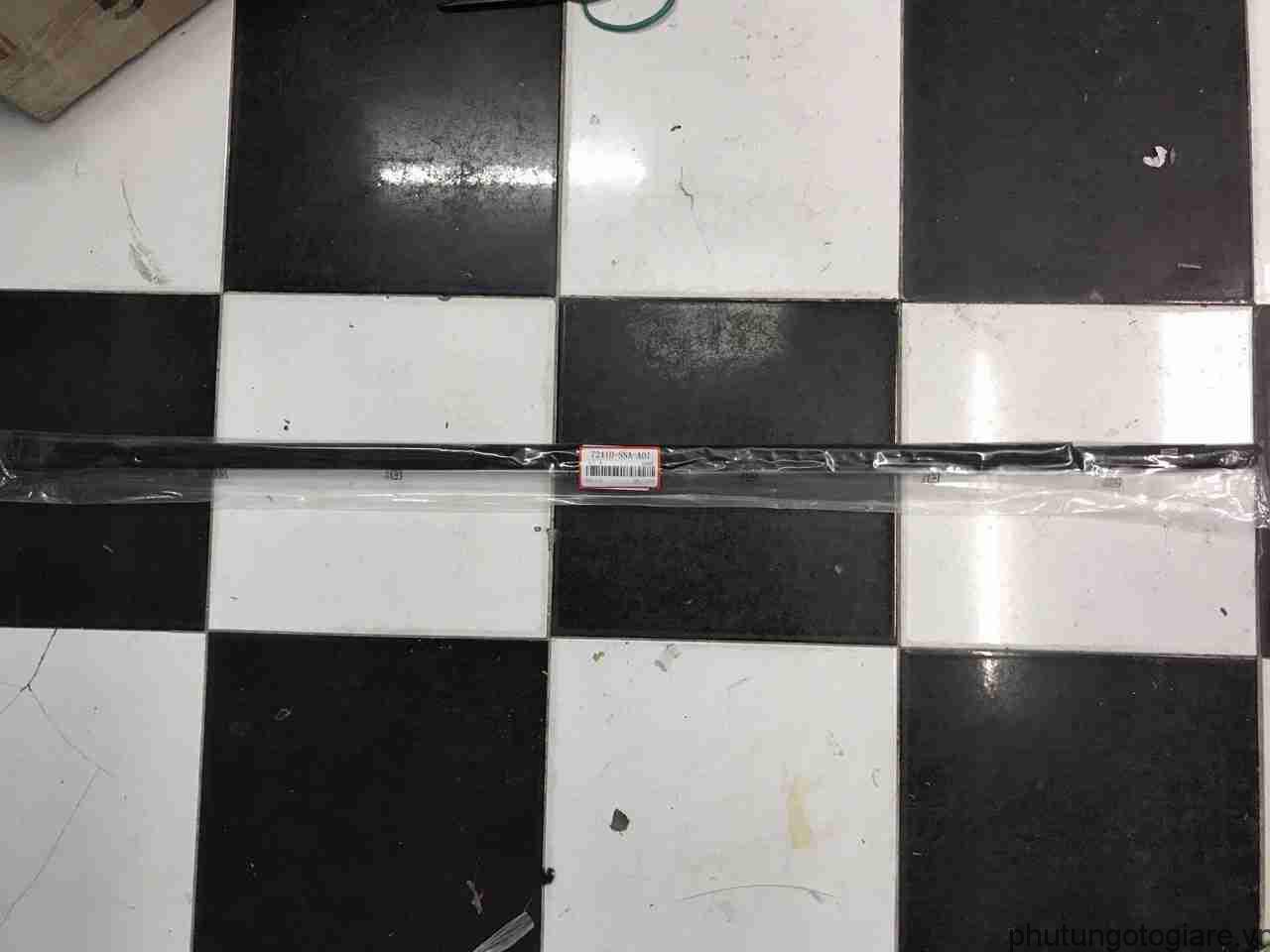 Nẹp chân kÃnh Honda Civic