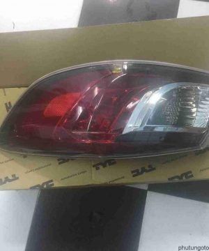 Đèn hậu miếng ngoài trái Mazda 3 2009