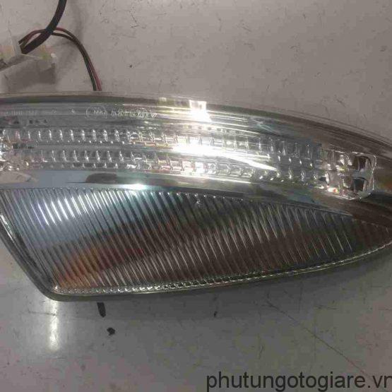 Xi nhan chÃ¢n gÆ°Æ¡ng Mercedes C200