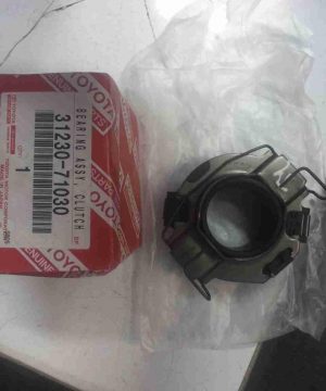 Bi tê Toyota Innova, Hilux, Fortuner