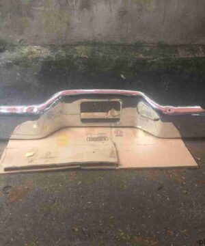 Cản sau Mitsubishi Pajero