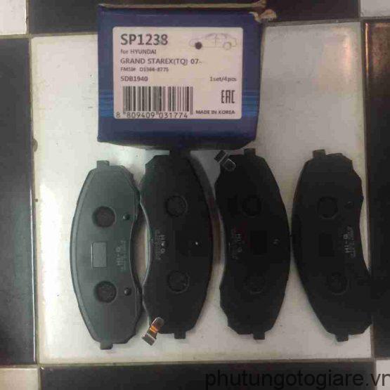 MÃ¡ phanh/bá» tháº¯ng trÆ°á»c Hyundai Starex