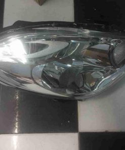 Đèn pha phải Nissan Sunny