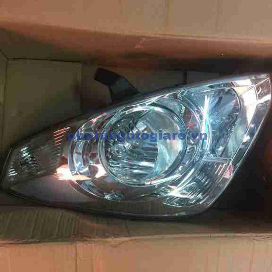 Đèn pha trái Hyundai Grand Starex