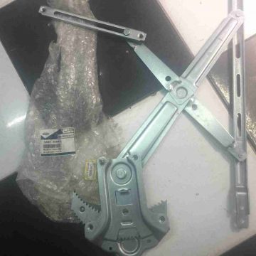 Compa lÃªn kÃ­nh trÆ°á»c pháº£i Ford Ranger