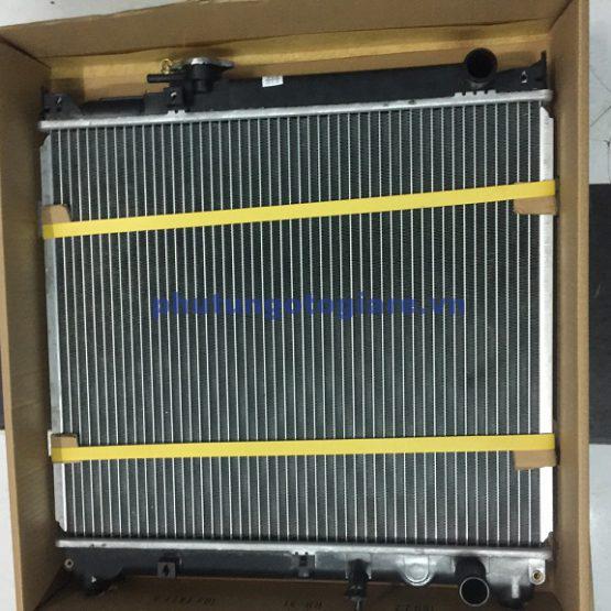 Két nước Suzuki Vitara