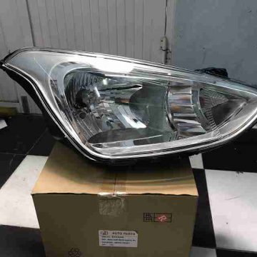 Đèn pha phải có dù Hyundai I10 Grand