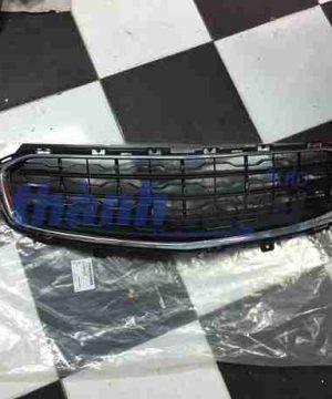 Mặt ca lăng dưới Chevrolet Cruze