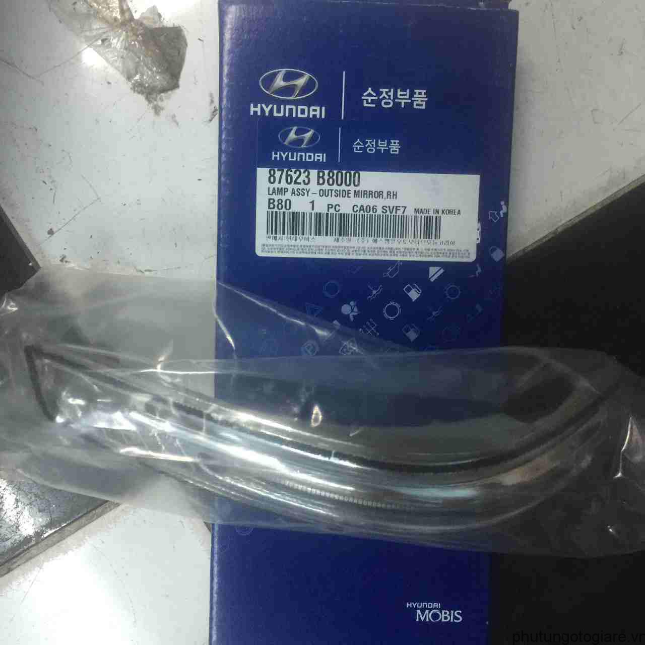 Xi nhan chân gương Hyundai Santafe 2015