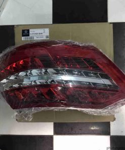 Đèn hậu miếng ngoài trái Mercedes C250, E63
