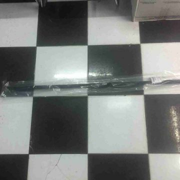 Náº¹p chÃ¢n kÃ­nh ngoÃ i Mitsubishi Jolie