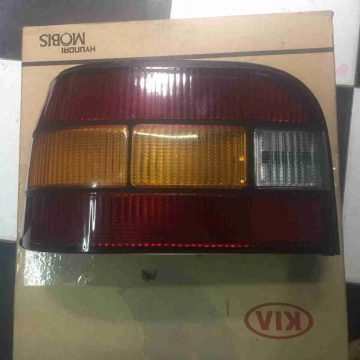 ÄÃ¨n háº­u pháº£i Kia Pride 98