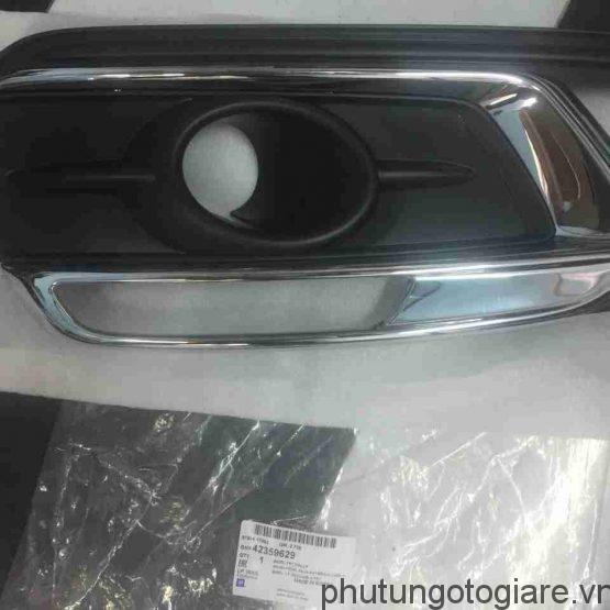 Ốp đèn gầm trái Chevrolet Cruze