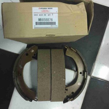 Guá»c phanh sau Mitsubishi Triton, L200, Pajero