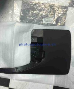 Chắn bùn bánh sau trái Nissan Navara, Infiniti