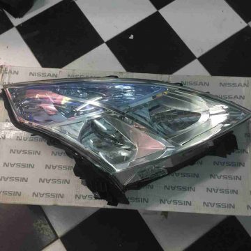 Đèn pha phải Nissan Teana
