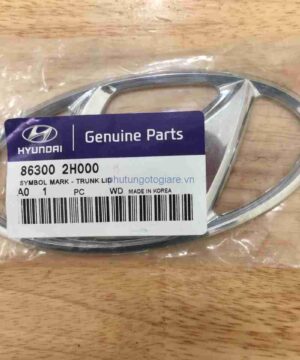 Lô gô sau Hyundai Elantra, Verna