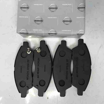 Má phanh trước Nissan Tida