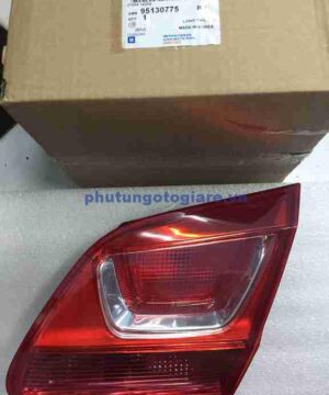 Đèn hậu miếng trong phải Chevrolet Cruze