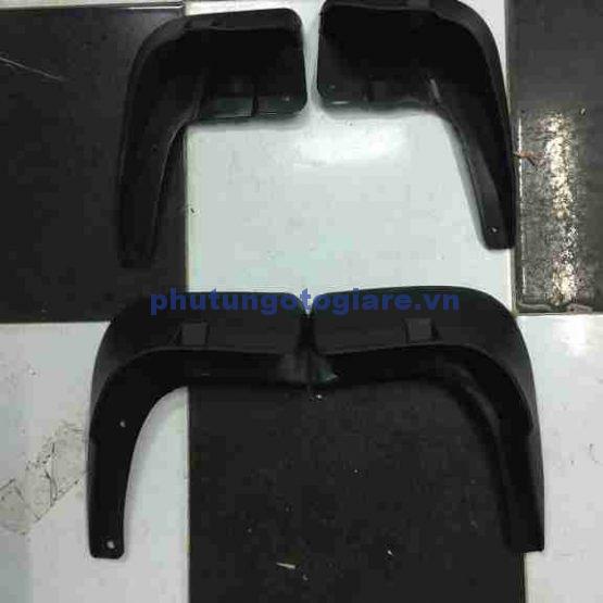 Chắn bùn bánh Daewoo Nubira