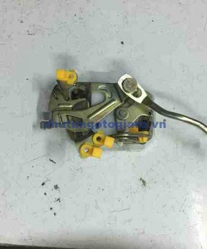 Cơ cấu ngậm khóa cửa Kia Pride