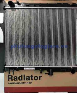 Két nước Isuzu Dmax