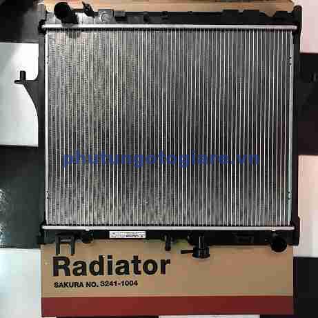 Két nước Isuzu Dmax