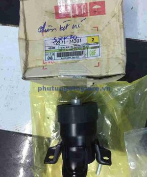 Chân máy két nước Toyota Camry