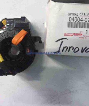 Cáp còi Toyota Innova