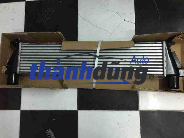 Két turbo Isuzu Dmax