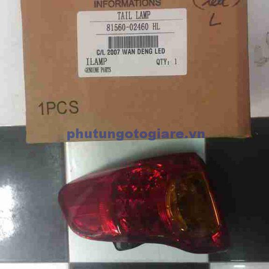 ÄÃ¨n háº­u ngoÃ i trÃ¡i Toyota Corolla Altis