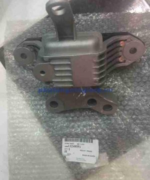 Chân máy phải Chevrolet Cruze