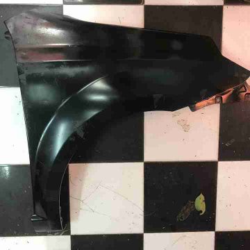 Tai xe pháº£i Chevrolet Aveo