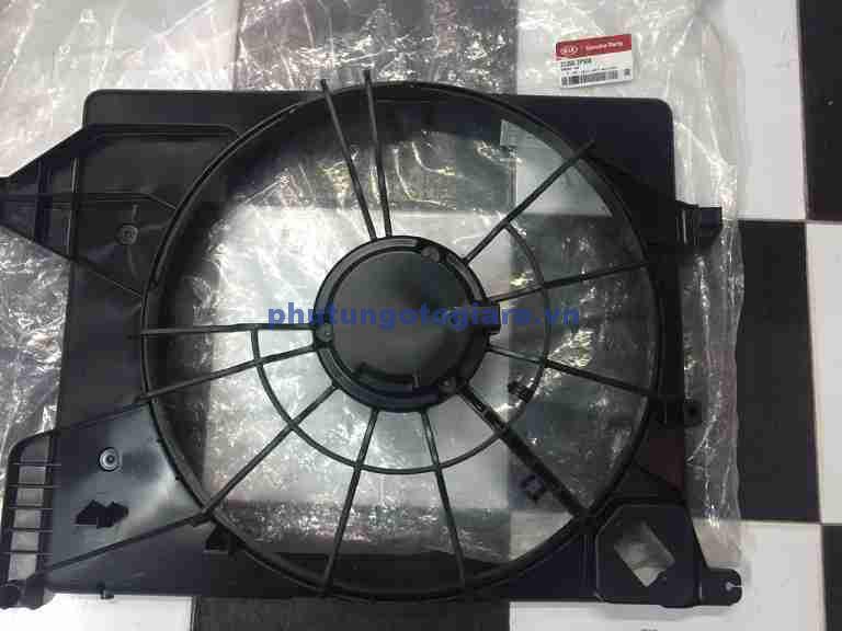 Lá»ng quạt két nưá»c Kia Sorento