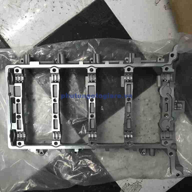 Mặt máy trên Ford Transit