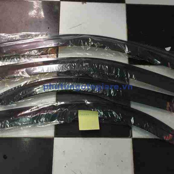 Vè che mưa Daewoo Nubira