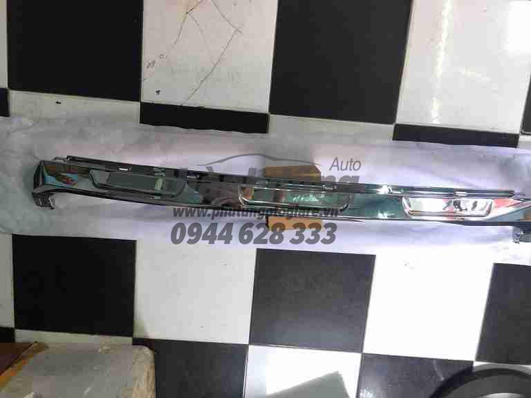 Ốp mặt ca lăng Lexus RX350