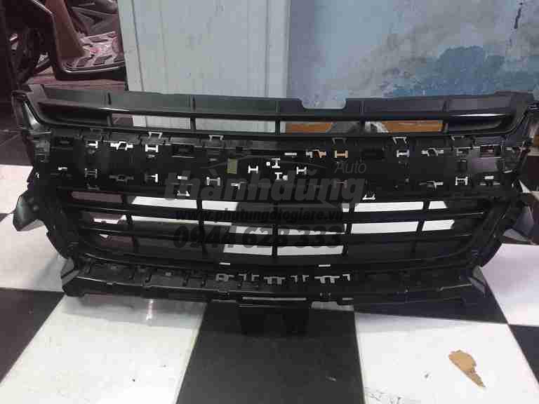 Mặt ca lăng Chevrolet Colorado