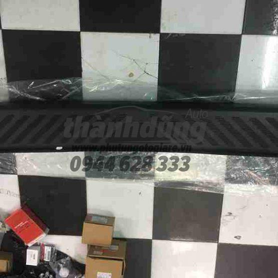 Cản sau Ford Transit