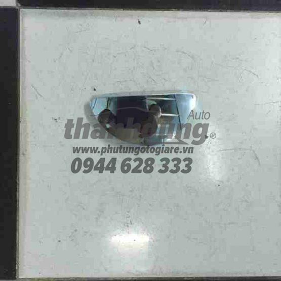 Máº·t gÆ°Æ¡ng chiáº¿u háº­u trong Ford Transit