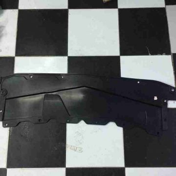 Cháº¯n bÃ¹n gáº§m Nissan Sunny