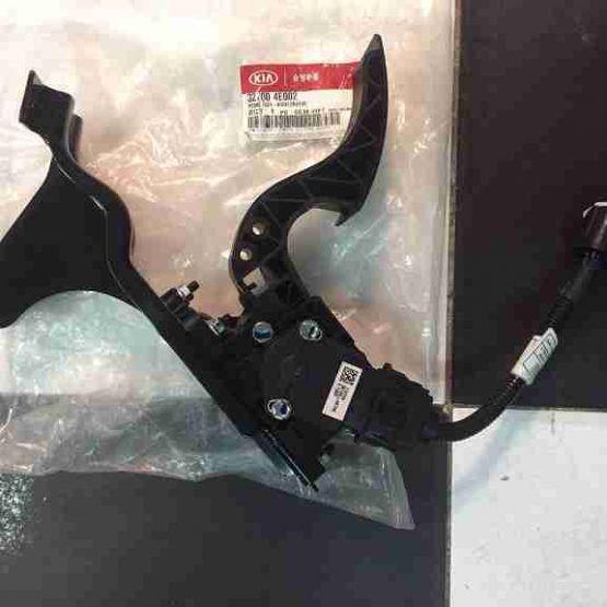 ChÃ¢n ga Kia Bongo 3