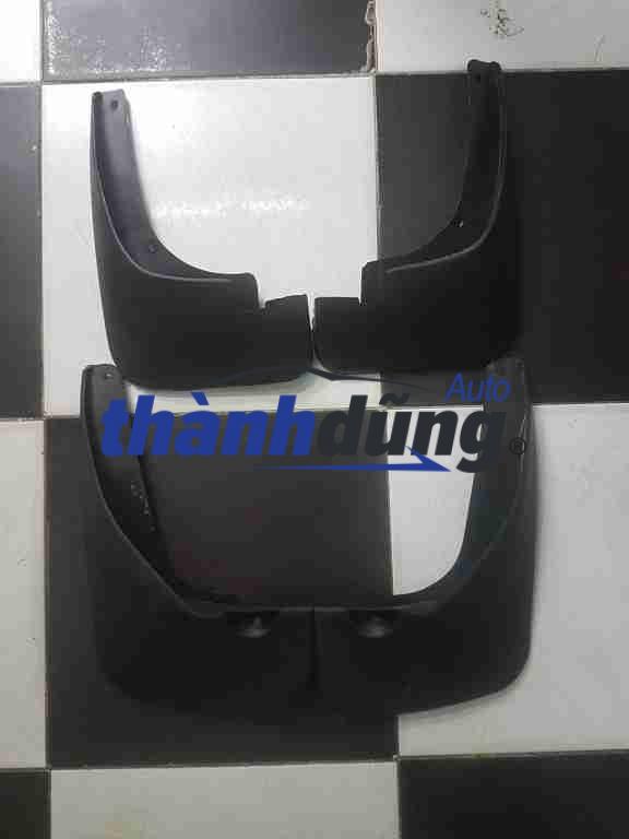 Chắn bùn bánh Kia Forte