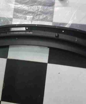 Tấm chắn nước dưới kính phải Daewoo Matiz 3