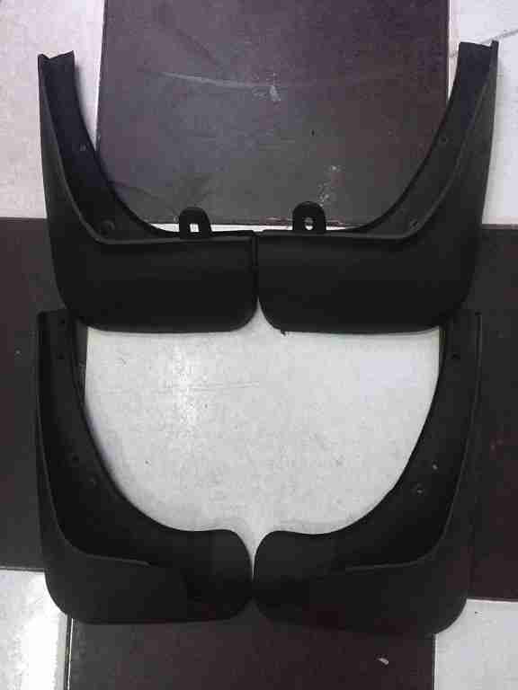 Chắn bùn bánh Hyundai I30