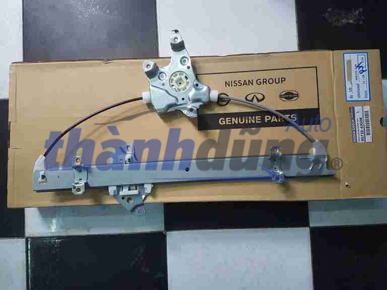 Compa lên xuống kính Nissan Navara