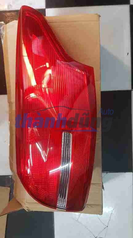 Đèn hậu/ lái sau Ford Focus 2016