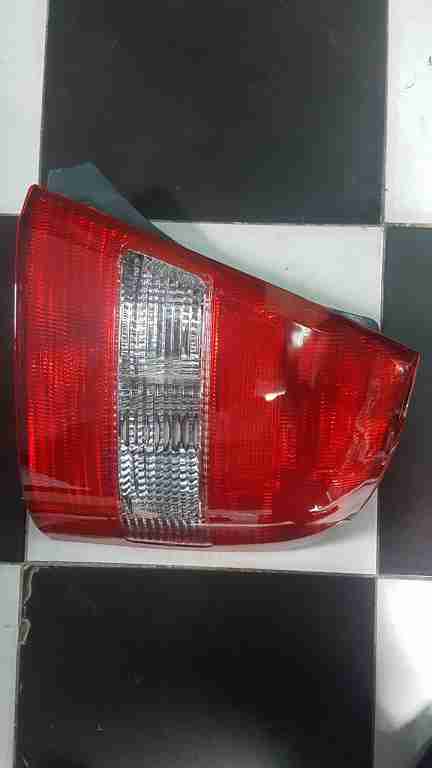 Đèn lái sau/ hậu Mazda 323 2004